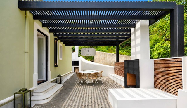 'Chalé da Calçada' with Mountain View, Wi-Fi and Air Conditioning
