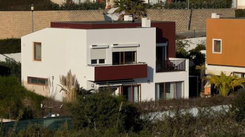 Charming 3-Bedroom Villa with Private Pool in bidos