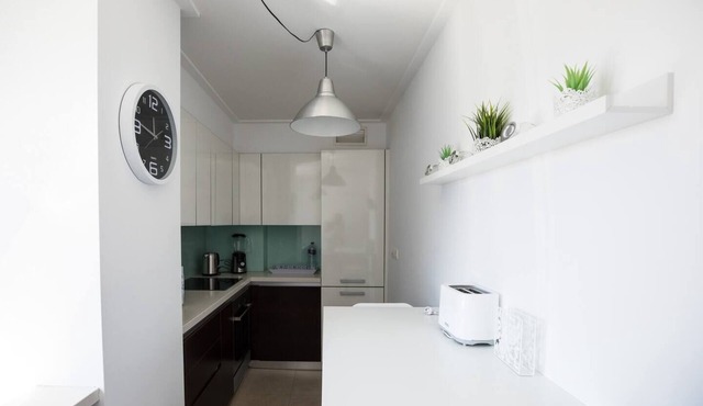Charming Apartment With Balcony &pool in Lisboa