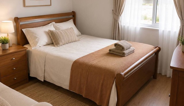Charming Double Room in Shared Lisbon in Lisbon