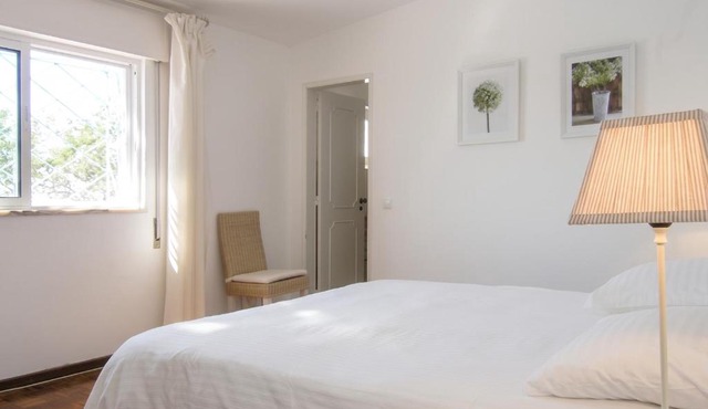 Charming House with Pool in Faro in Faro