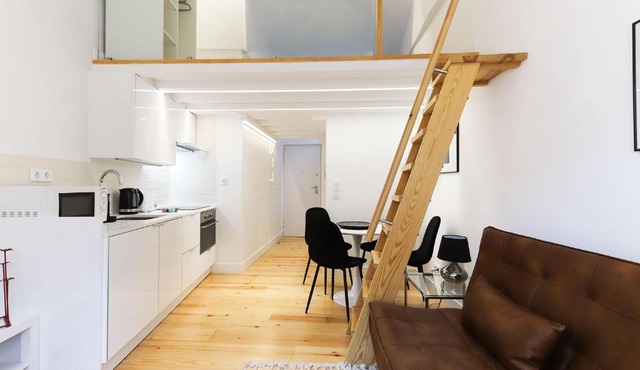 Charming Santos by Homing