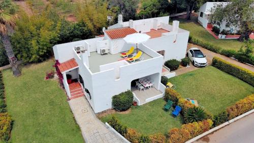 Charmy house in Pedras d'el Rei by Lethes Legacy in Tavira