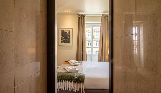 Chiado Deluxe Design 3 BR Apartment in Lisbon