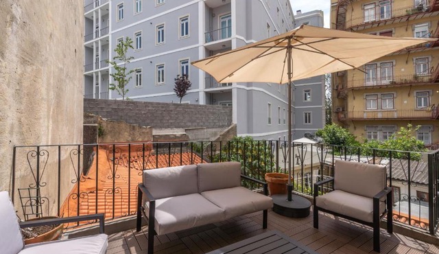 Comfortable Apartment with Terrace near Marquês de Pombal, Lisbon - TTL317