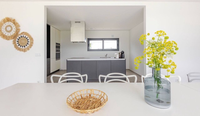 Condition as new: VILLA DISIGNATIVE SILVERCOAST PORTUGAL - INFINITE HEATED SWIMMING POOL in Cadaval