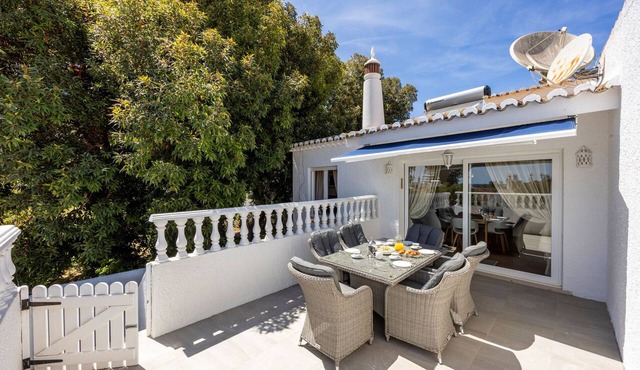 CoolHouses Algarve Luz | Casa 24LBC in Luz