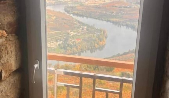 Cozy House With Douro View