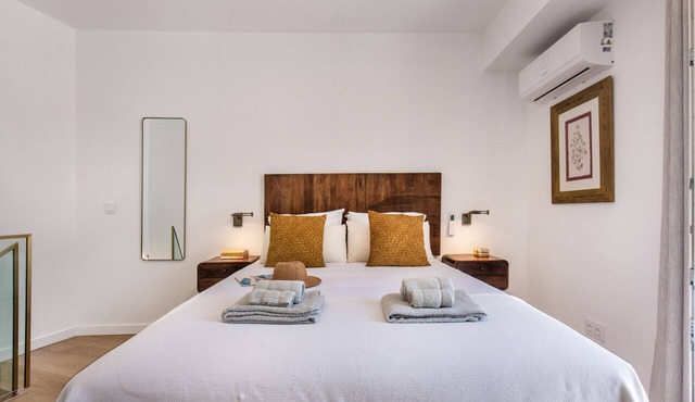Cozy Portuguese Retreat