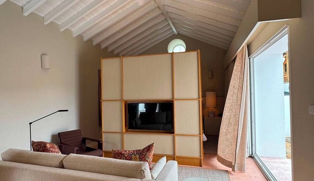 Cozy T0 house in peaceful Faial da Terra, 5 minutes walk from the sea in Faial da Terra