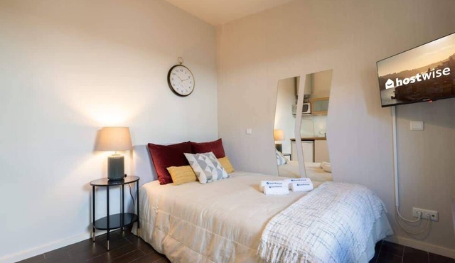 Cozy Tiny House | Prime Location by HostWise in Porto