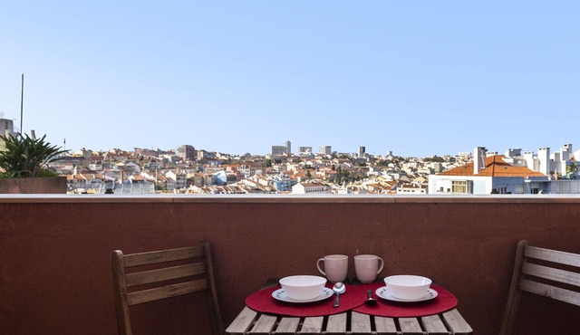 Damasceno Large Apartment