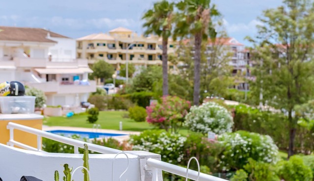 Design Top Floor With Balcony & Pool by LovelyStay in Vilamoura