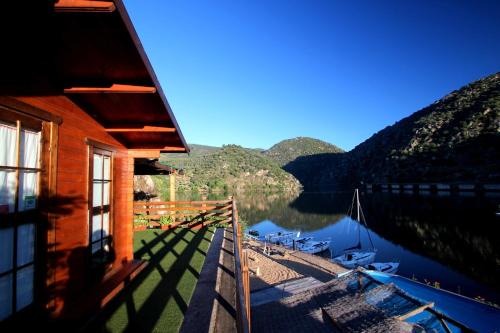 Douro Yacht Charter & Bungalows in Sao Joao da Pesqueira