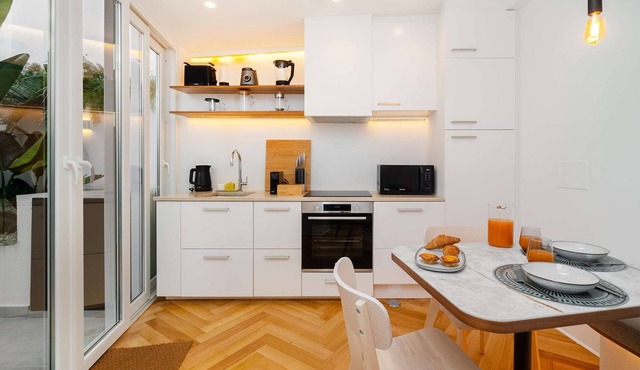 Elegant Lisbon Duplex in Iconic Belém