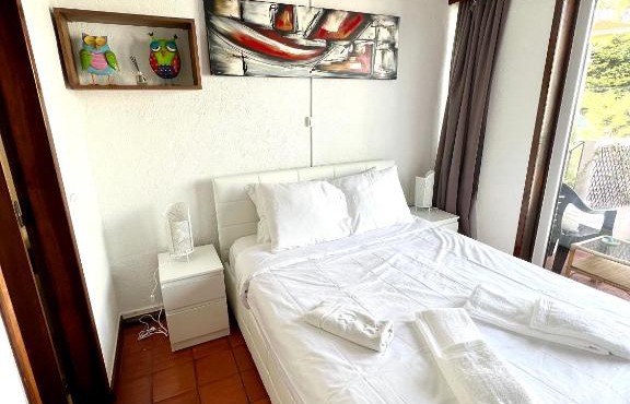Estoril 4 - Nice & Cozy Little Studio with Terrace