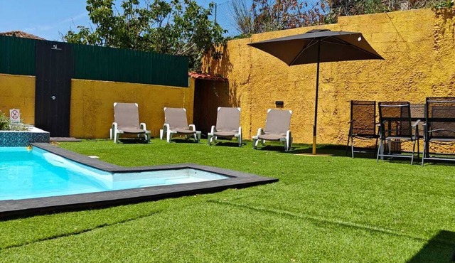 Excelente Villa com Piscina Privada no Centro do Algarve a 2 km das Praias in Pêra