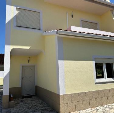 Extraordinary Holiday House at Fernão Ferro!