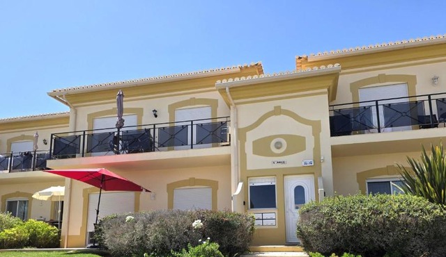 Fairviews75 Boavista Resort Lagos in Lagos