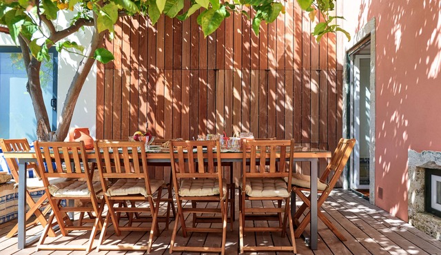 Family Duplex with Garden, Across from MAAT · Belém