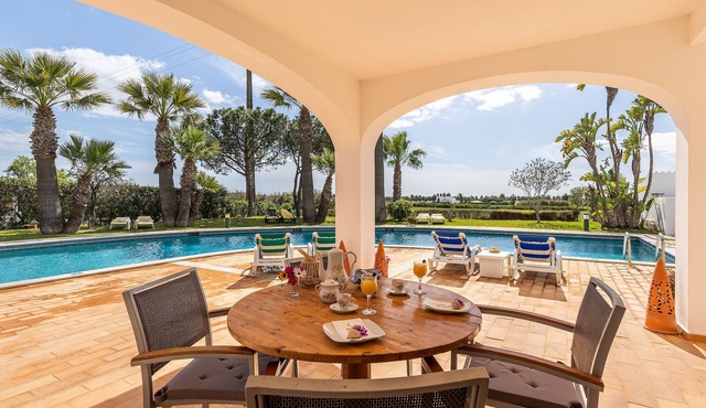 Flat Cacto OCV - Pool & Private Parking