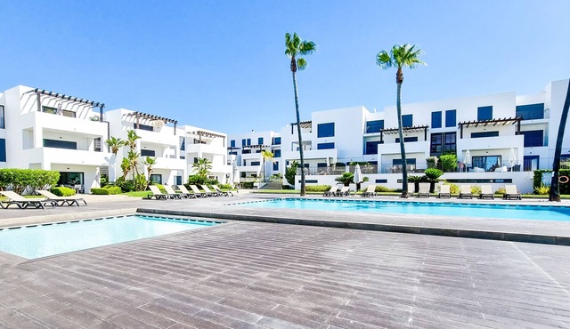 FLH Vilamoura Villa Rosa Golf Apartment with Pool