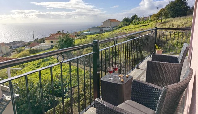 Golden Sun Refugio -Calheta