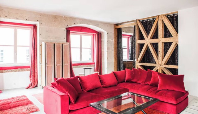 Grand Historic Alfama Apartment, 4BR, 2WC