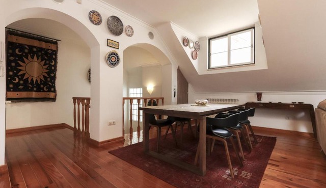 Grand Parliament Duplex by Homing