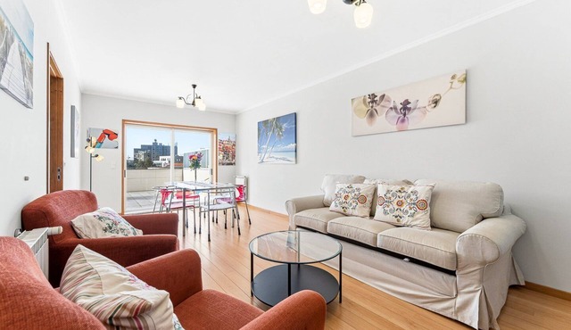 GuestReady - Charming Porto retreat with terrace
