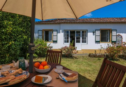 GuestReady - Domus Adepta Charming w/Garden in Povoacao