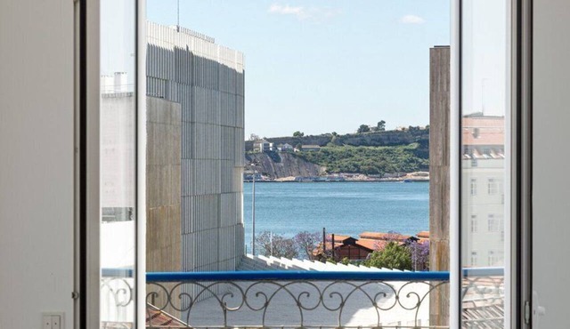 GuestReady - Gorgeous apt with river view in Lisbon