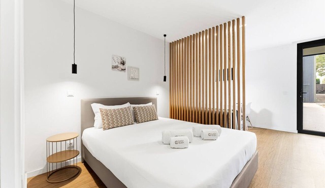 GuestReady - PoetikBlue - Studio 3 in Porto