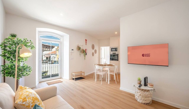GuestReady - Riverside Retreat