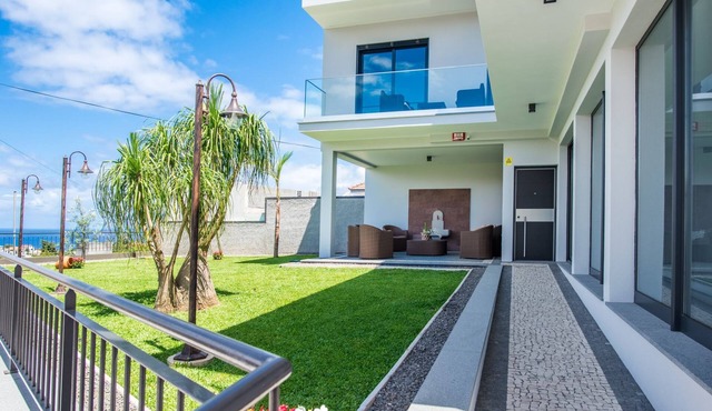 Haus Enxurros in Ponta Delgada by Interhome
