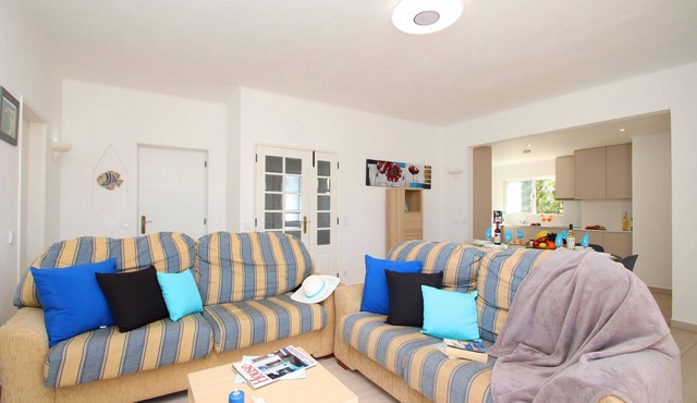 Heatable pool & BBQ retreat in Carvoeiro in Carvoeiro
