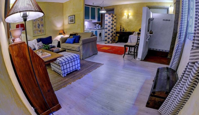 Historic house opposite the mouth of the River Douro. in Porto
