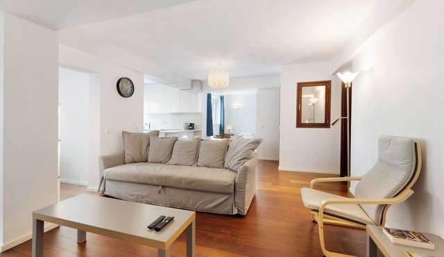 Holiday Apartment "Estoril By The Sea" with Wi-Fi in Estoril