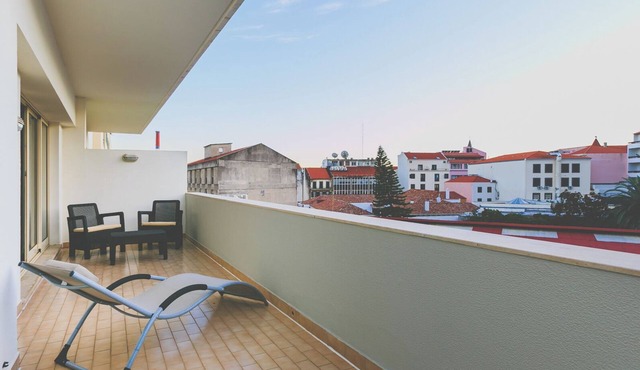 Holiday Apartment "This Is Heaven In Funchal" with Mountain View, Balcony & Wi-Fi