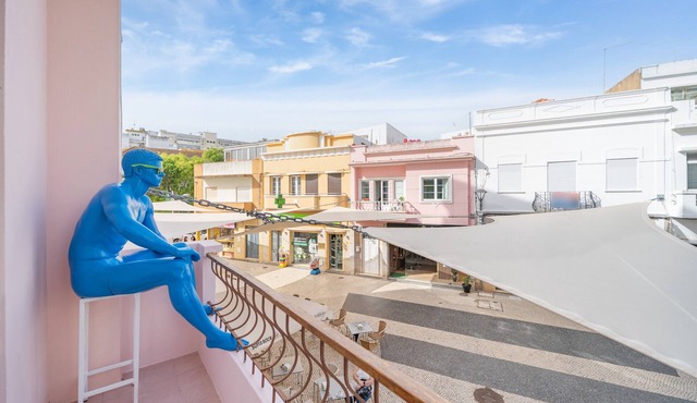 Holiday Home 'Casa Largo Da Mó' with Private Terrace, Wi-Fi and Air Conditioning