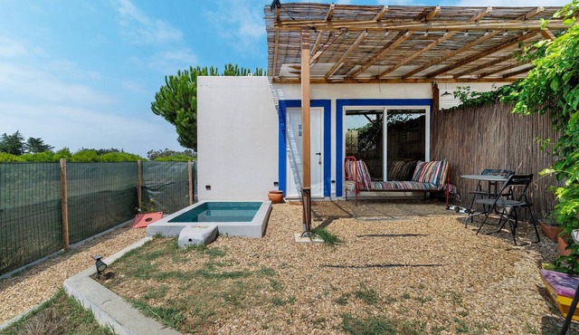 Holiday Home 'Oliveira Brava T0' with Wi-Fi in Porto Covo