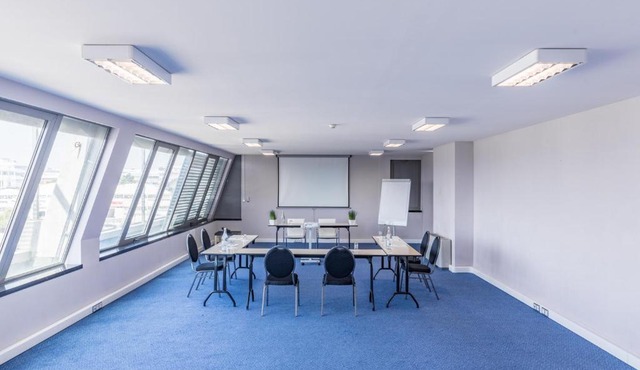 Holiday Inn Express Lisbon Airport by IHG