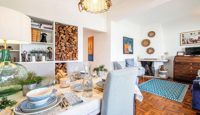 Homerez - Apt. in Cascais with Fireplace