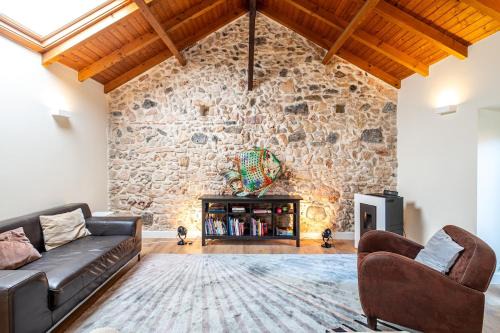 HomeySuite SeaHouse at the Beach in Paco De Arcos