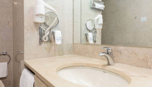Hotel Black Tulip - Porto Gaia in Vila Nova de Gaia