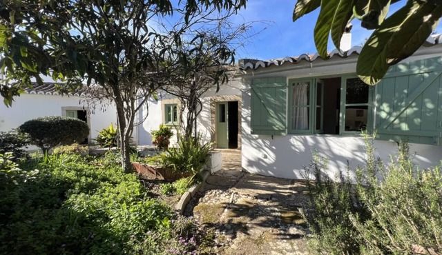 House between sea and countryside (beaches, national parks and water parks nearby)