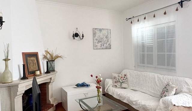 House 'Casa Margarida' with Beach Access and Rota Vicentina in Longueira/Almograve