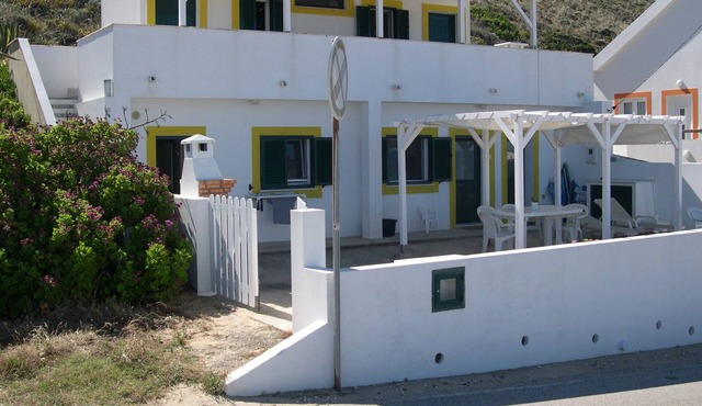 House on Monte Clérigo beach with sea view and sunset