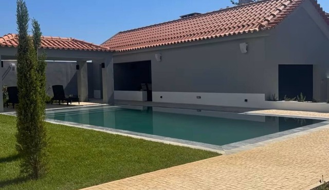 House with a garden and pool near the beach in Santana