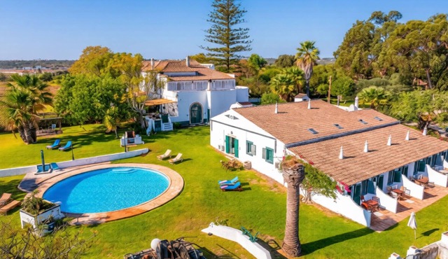 Jardim do Sul Apt 1 with 2 bedrooms and 1 bathrooms in Moncarapacho